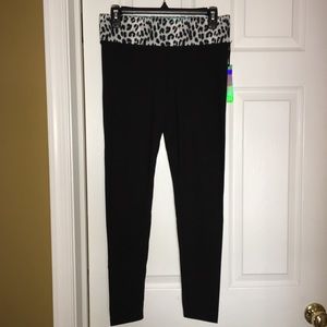 Victoria’s Secret Pink Ultimate Yoga Leggings